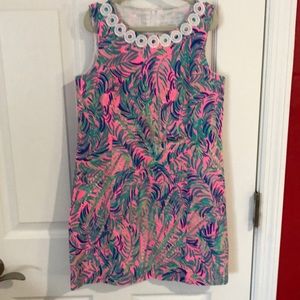 Lilly Pulitzer shift dress. size 10
